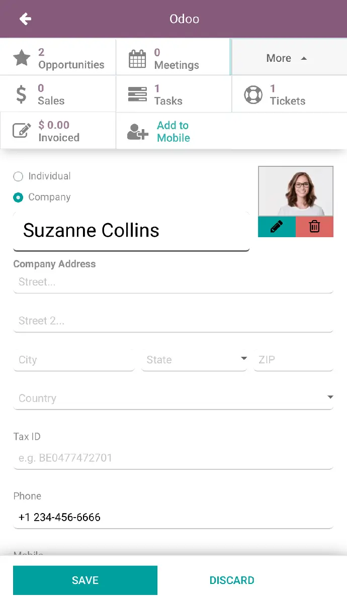 Контакт клієнта в Odoo CRM — картка партнера, продажі та управління взаємовідносинами
